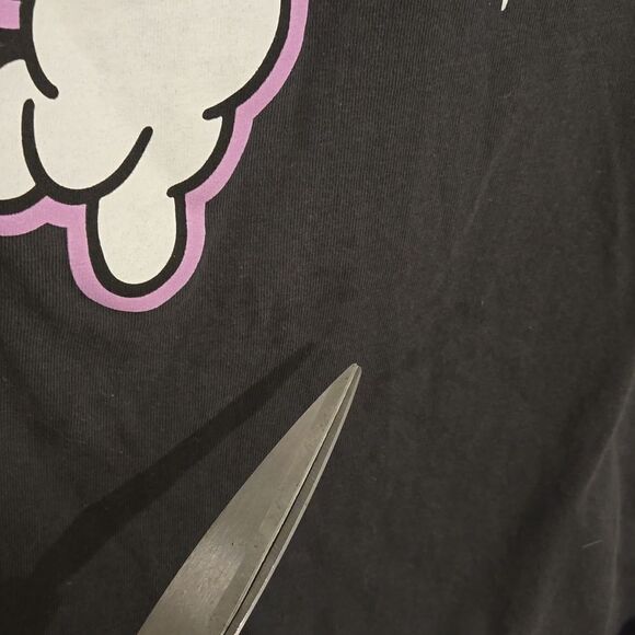 Sanrio kuromi tshirt size small - Picture 3 of 6